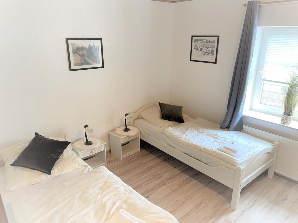 Ellada Restaurant & Hotel Тарп Экстерьер фото