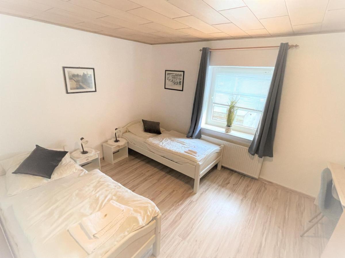 Ellada Restaurant & Hotel Тарп Экстерьер фото